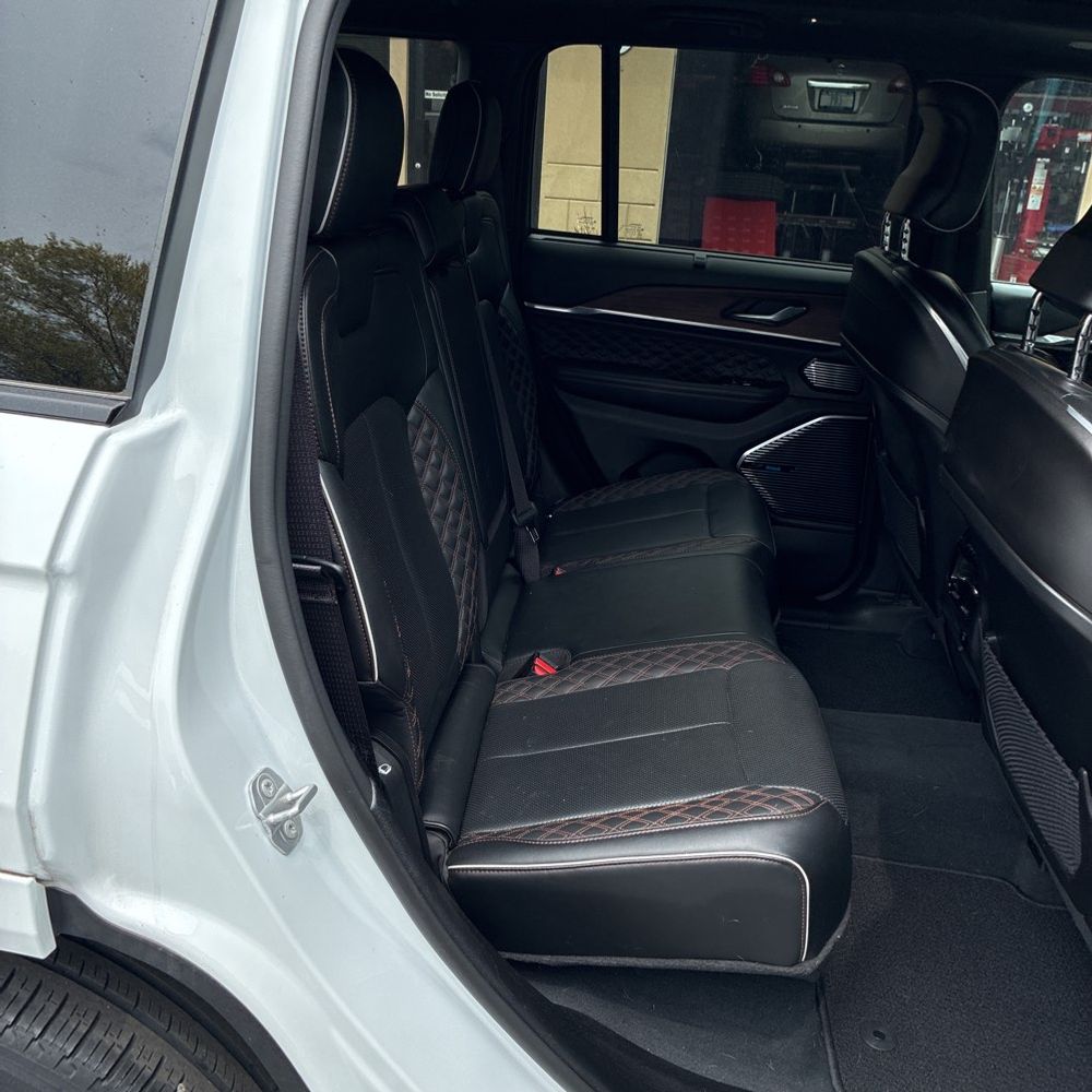 2022 Jeep Grand Cherokee 4xe Summit 4x4