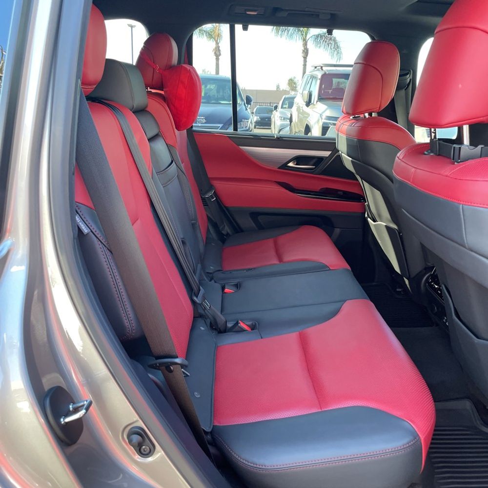 2023 Lexus LX 600 F SPORT Handling