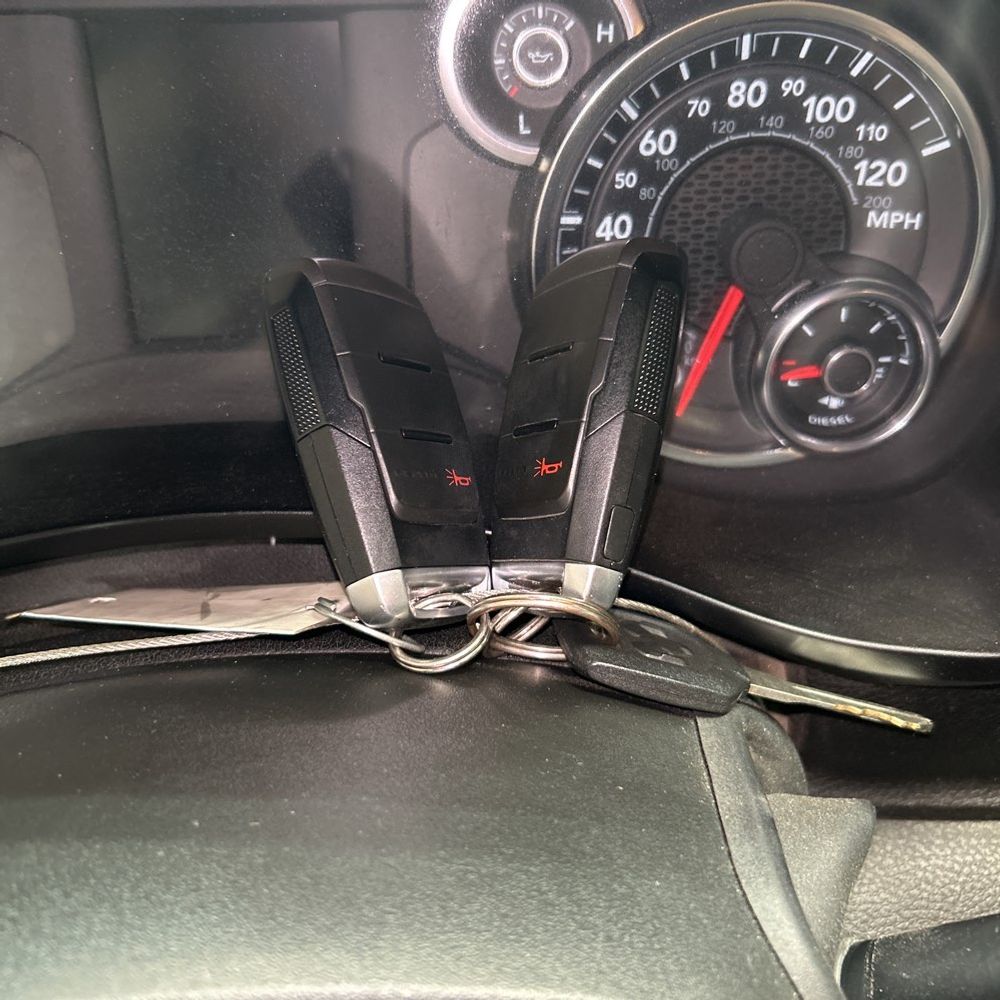 2024 Ram 3500 Chassis Tradesman/SLT/Laramie/Limited