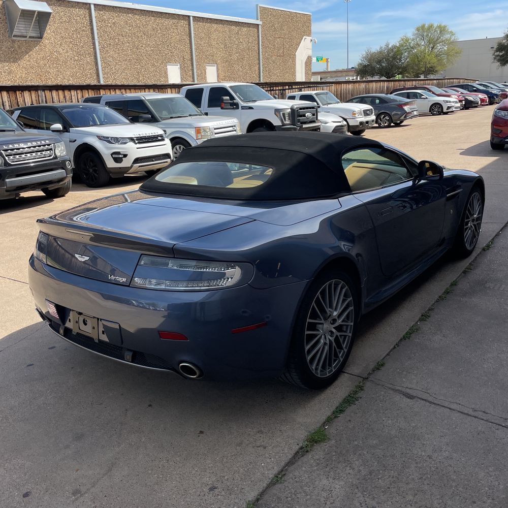 2010 Aston Martin Vantage V8