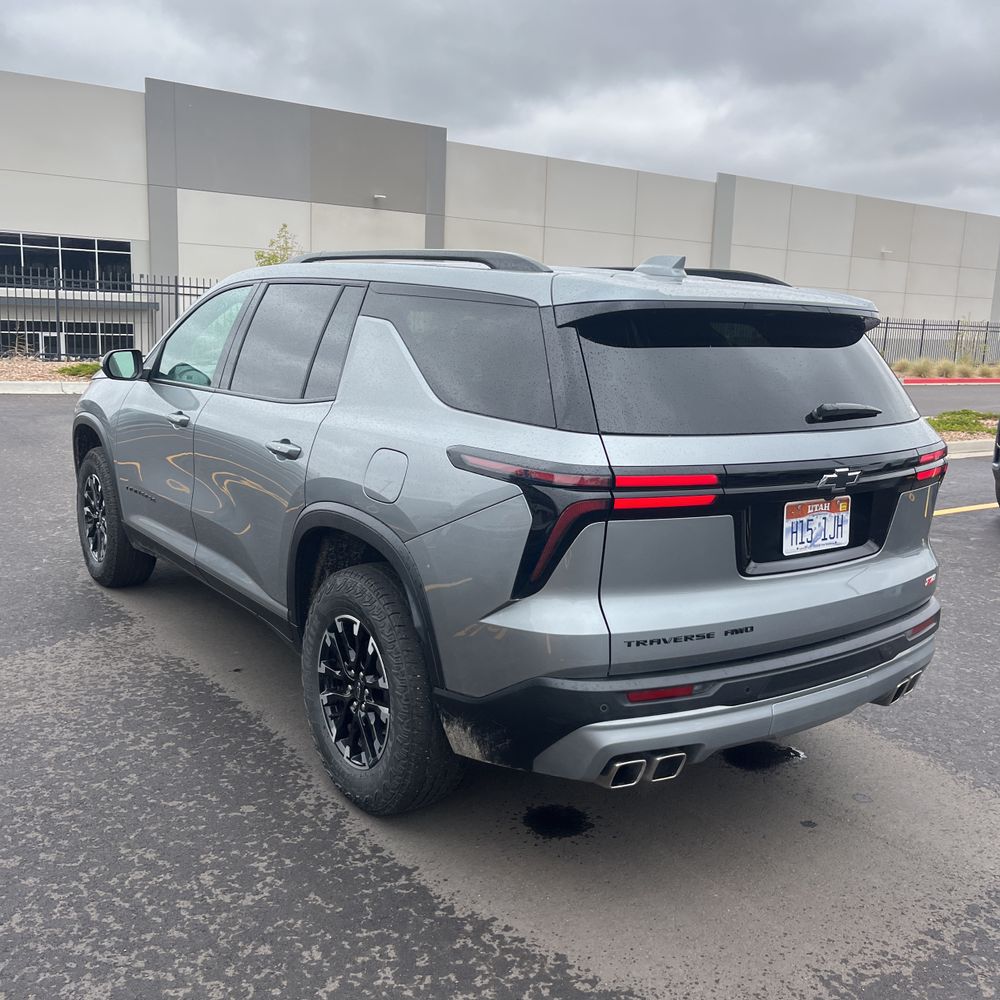 2025 Chevrolet Traverse Z71