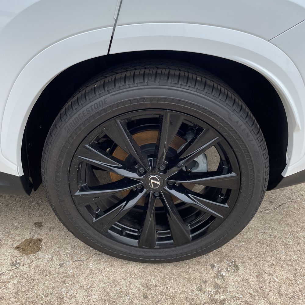 2025 Lexus NX 450h+ F SPORT Handling