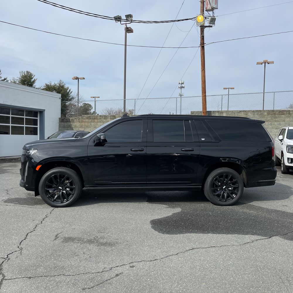 2024 Cadillac Escalade ESV Sport Platinum