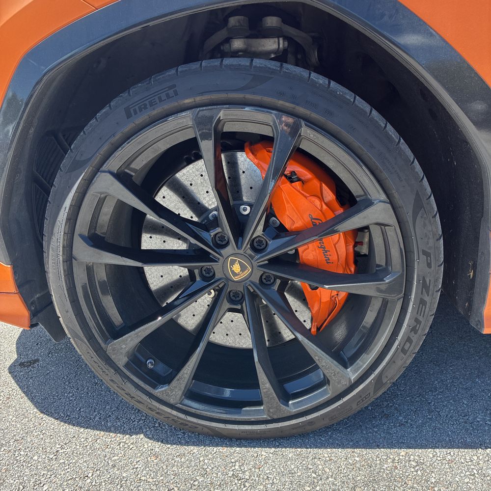 2019 Lamborghini Urus