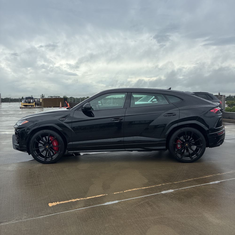 2022 Lamborghini Urus