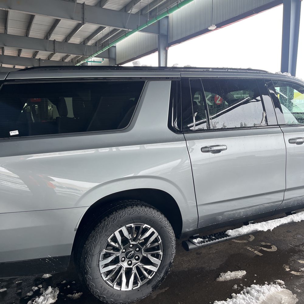 2025 Chevrolet Suburban Z71