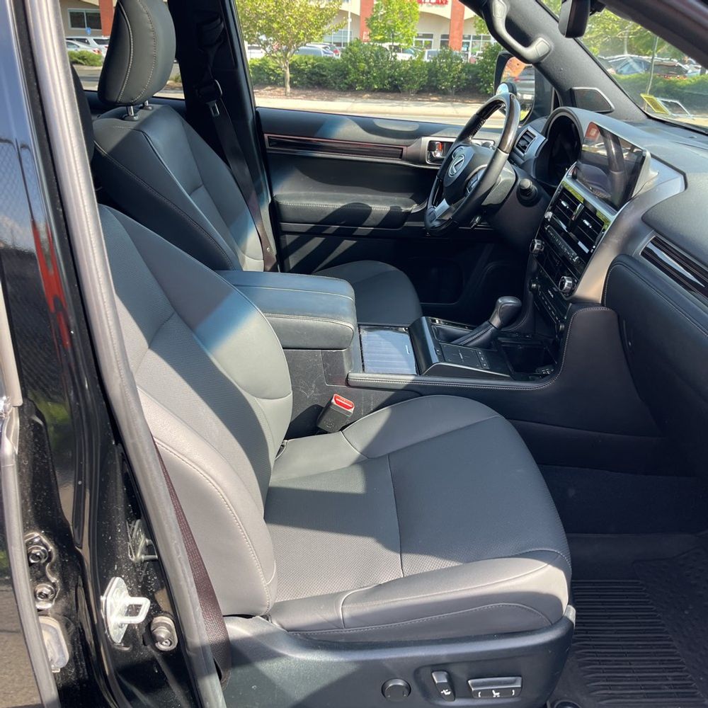 2022 Lexus GX 460 Base