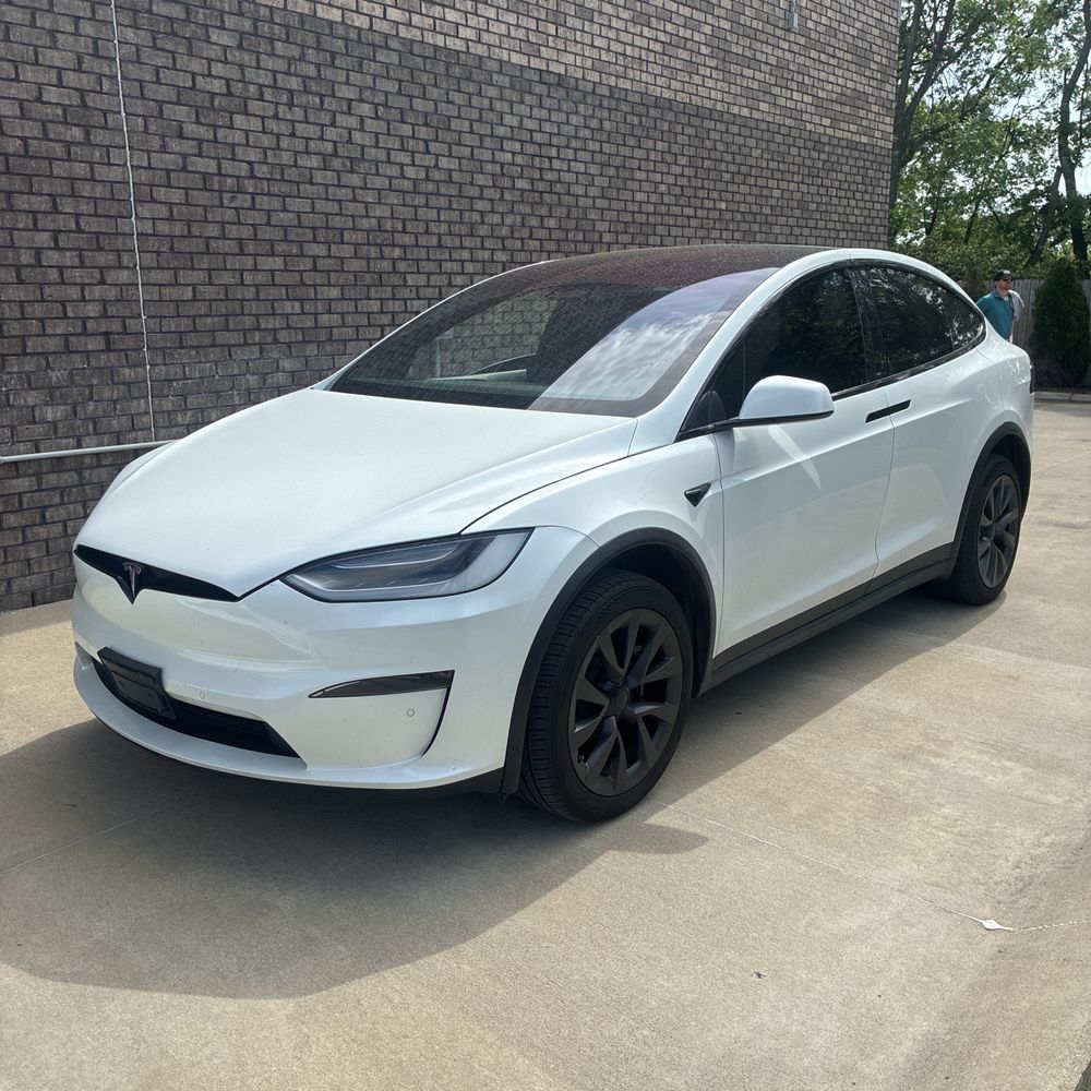 2022 Tesla Model X Base