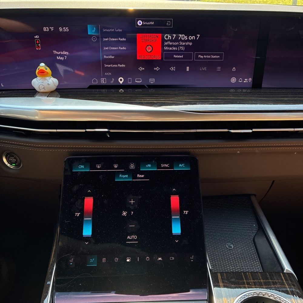 2025 Cadillac Escalade Premium Luxury