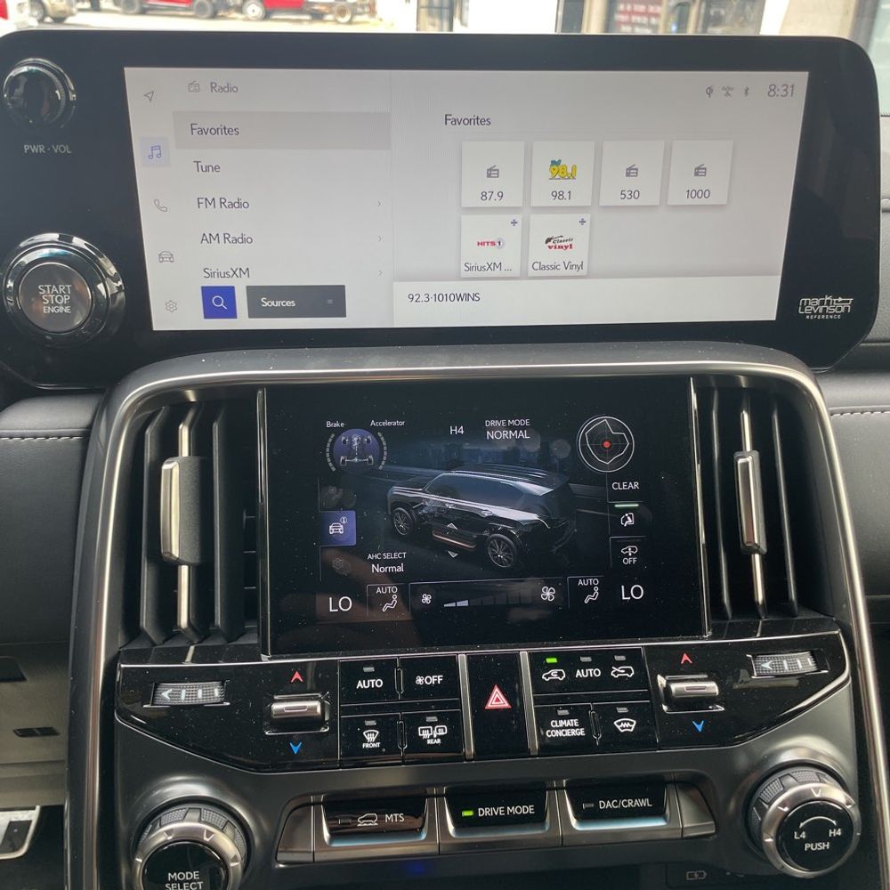 2024 Lexus LX 600 F SPORT Handling