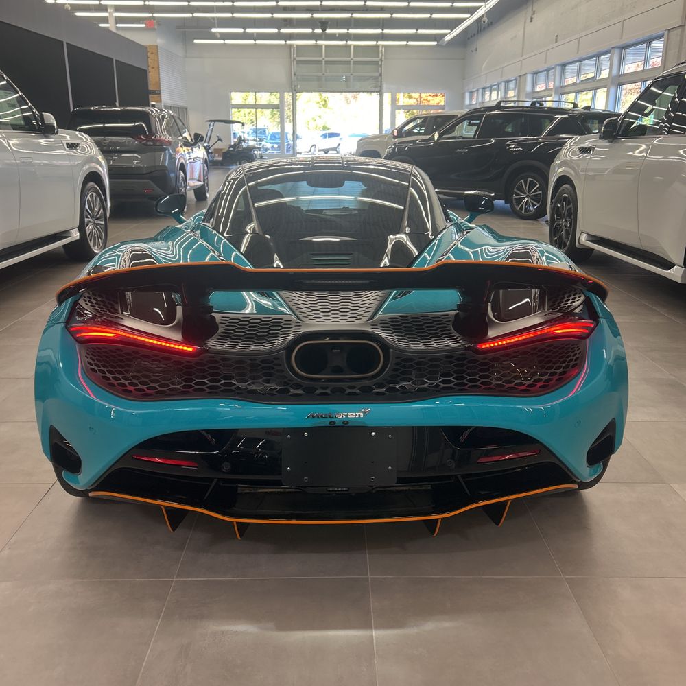 2024 McLaren 750S