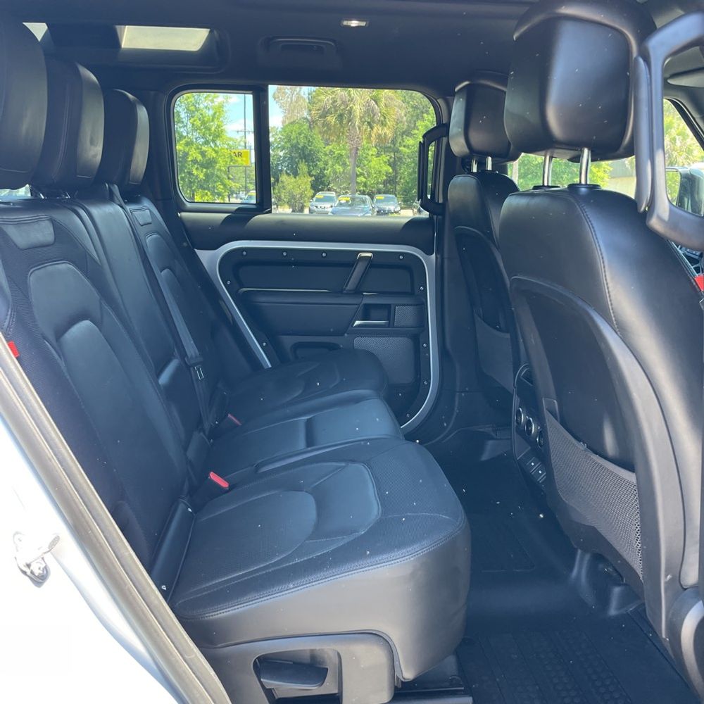 2023 Land Rover Defender 110 X-Dynamic SE