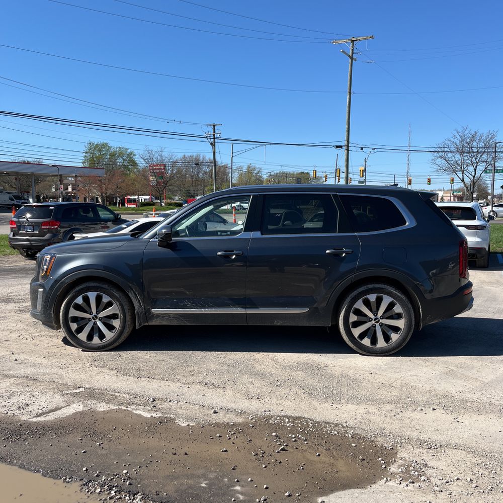 2022 Kia Telluride SX photo 4