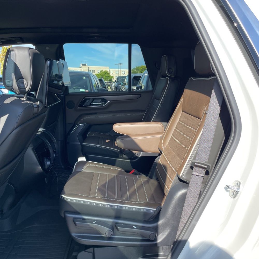 2025 GMC Yukon Denali Ultimate