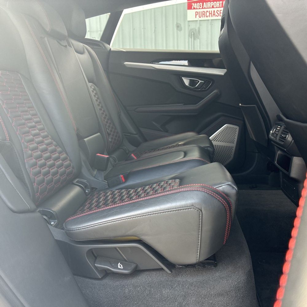 2020 Lamborghini Urus