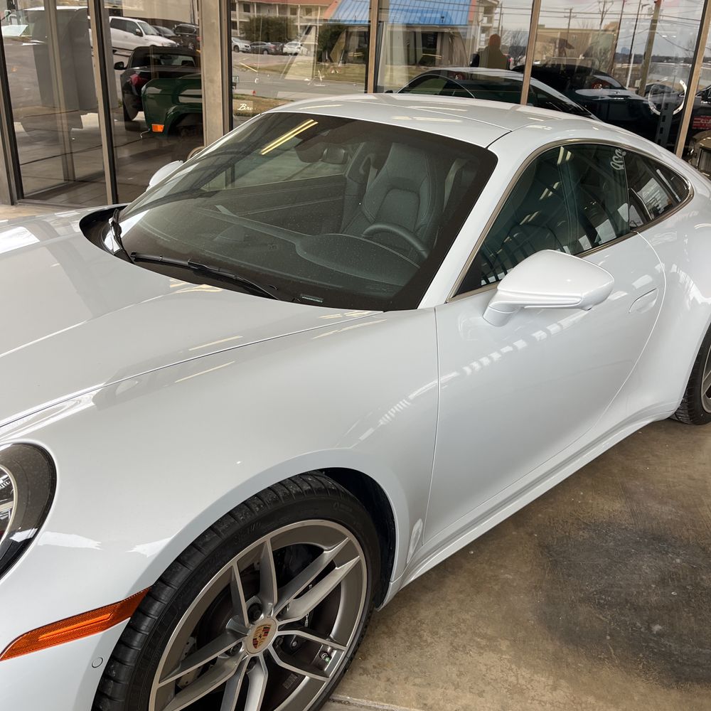 2025 Porsche 911 Carrera