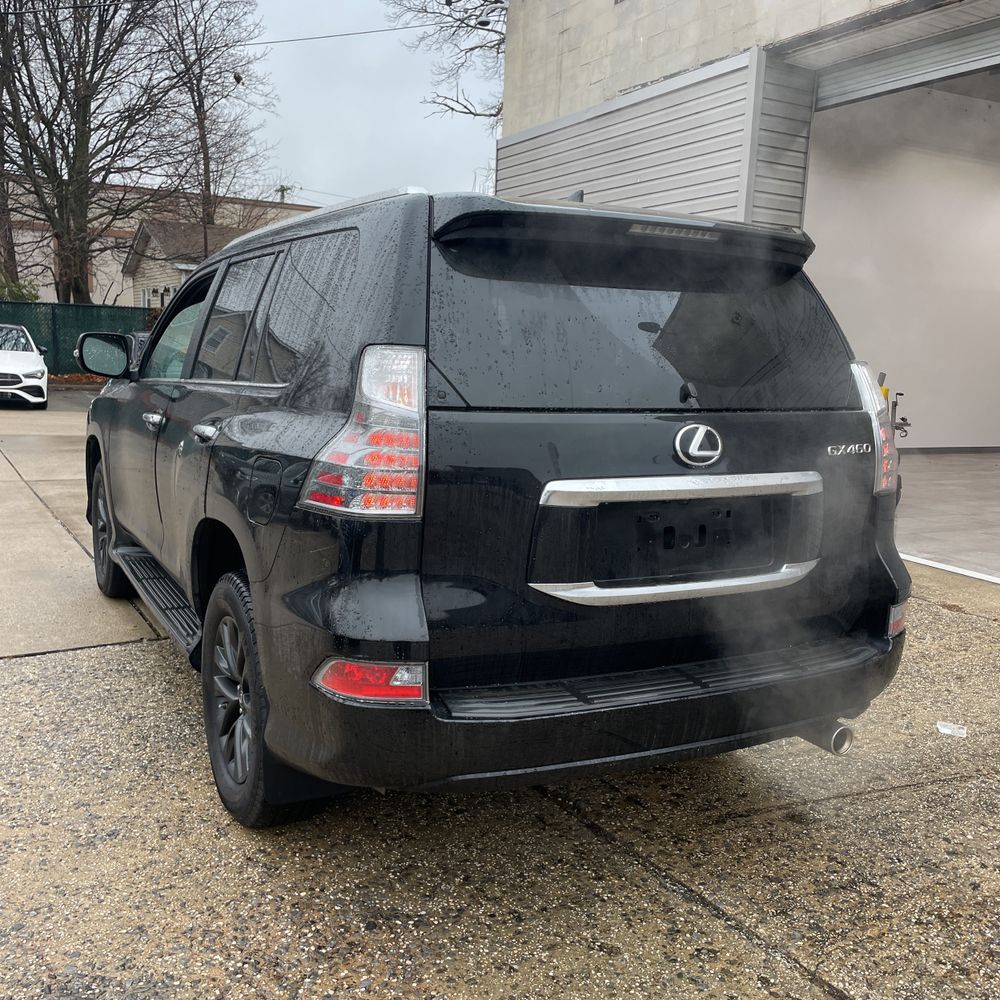 2023 Lexus GX 460 Base