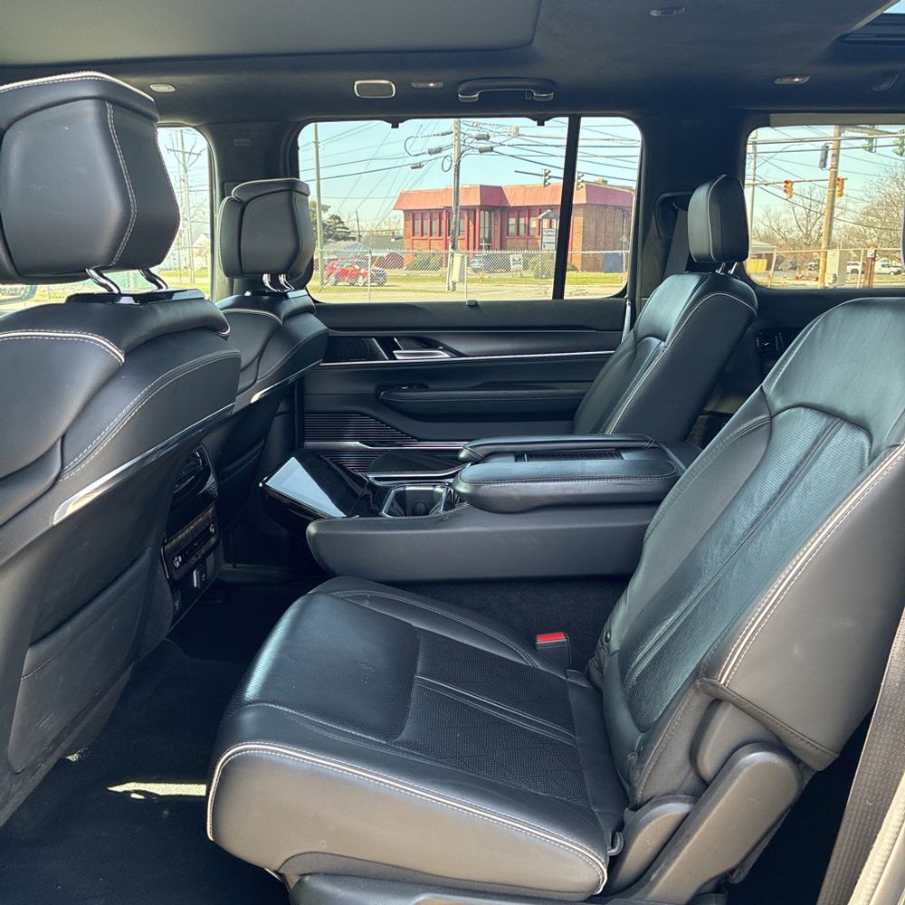 2024 Jeep Grand Wagoneer L Obsidian