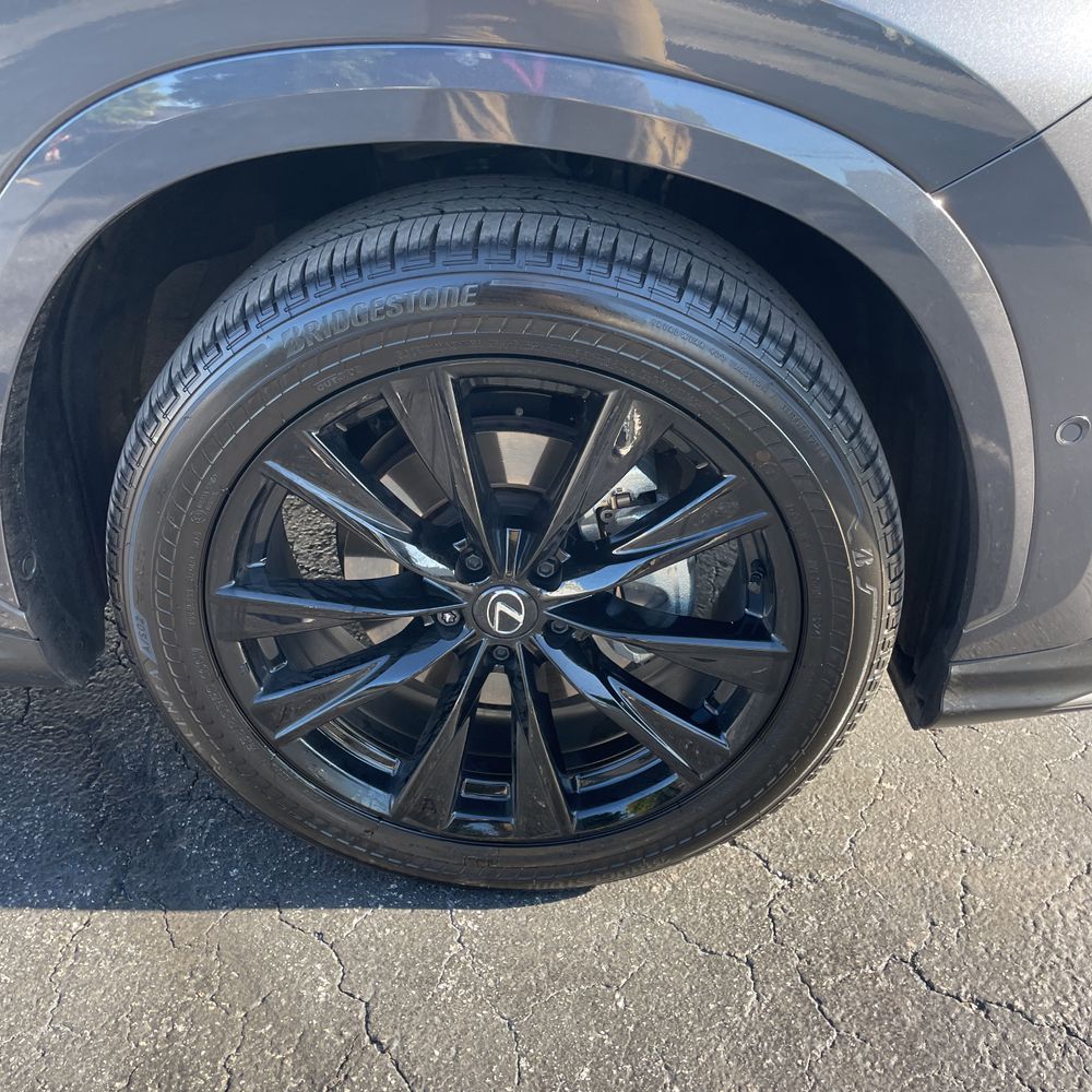 2025 Lexus NX 450h+ F SPORT Handling