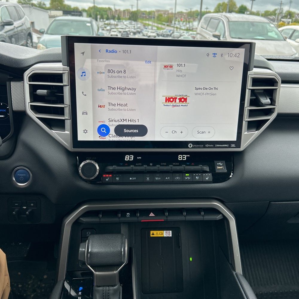 2024 Toyota Tundra Limited HV