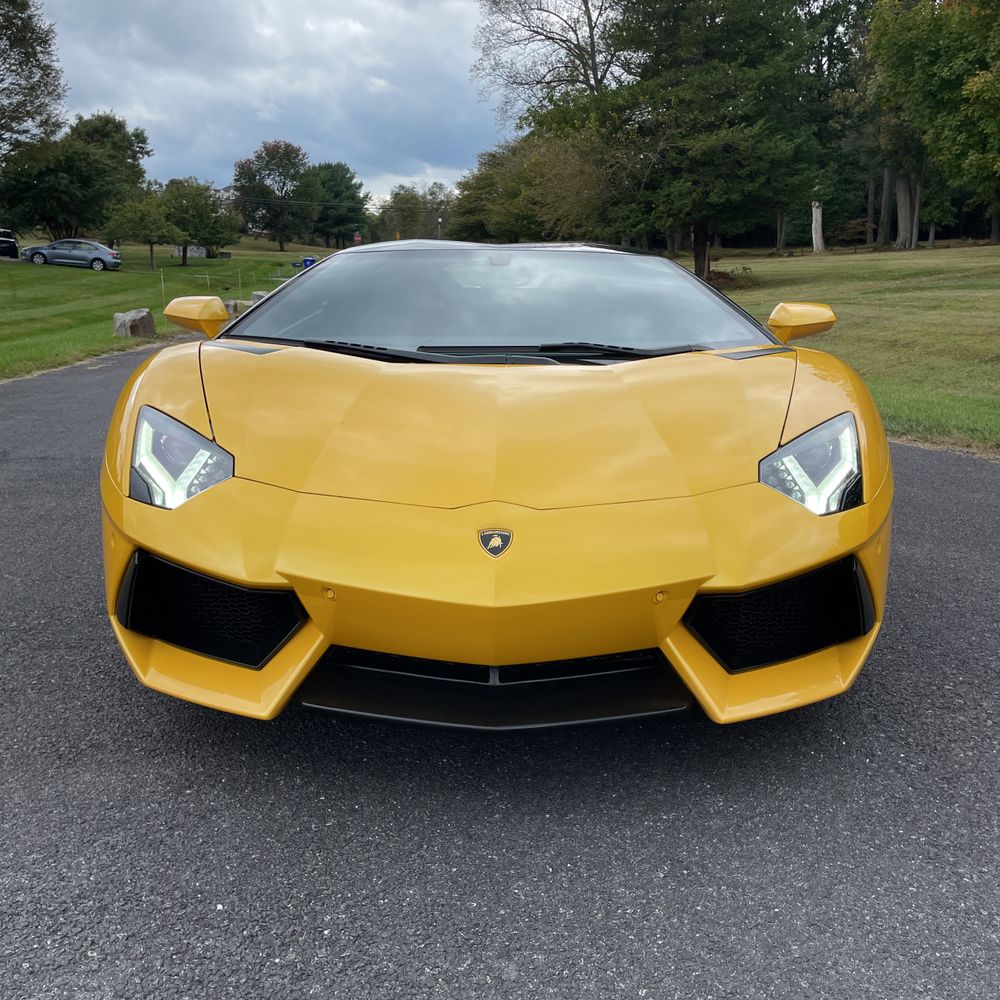 2014 Lamborghini Aventador