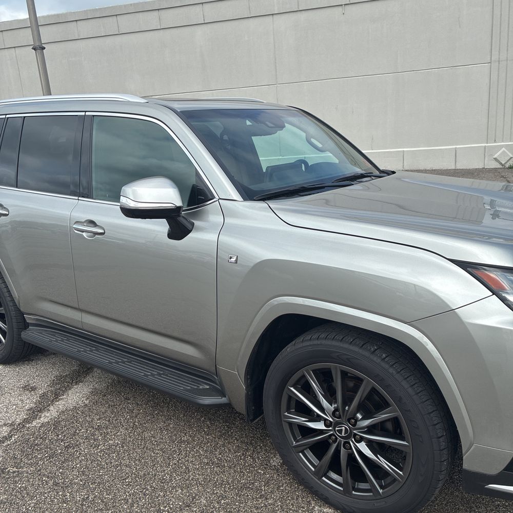 2024 Lexus LX 600 F SPORT Handling