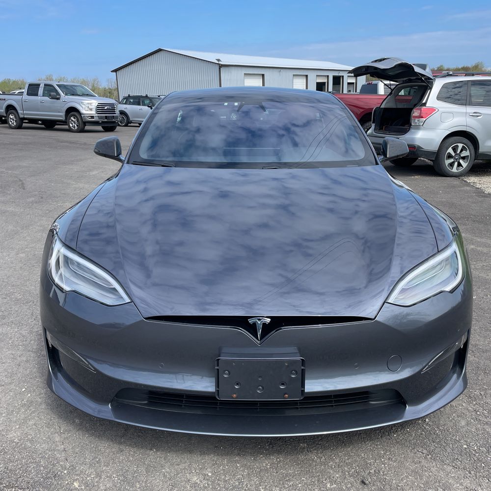 2022 Tesla Model S Base