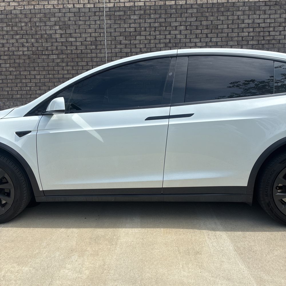 2022 Tesla Model X Base