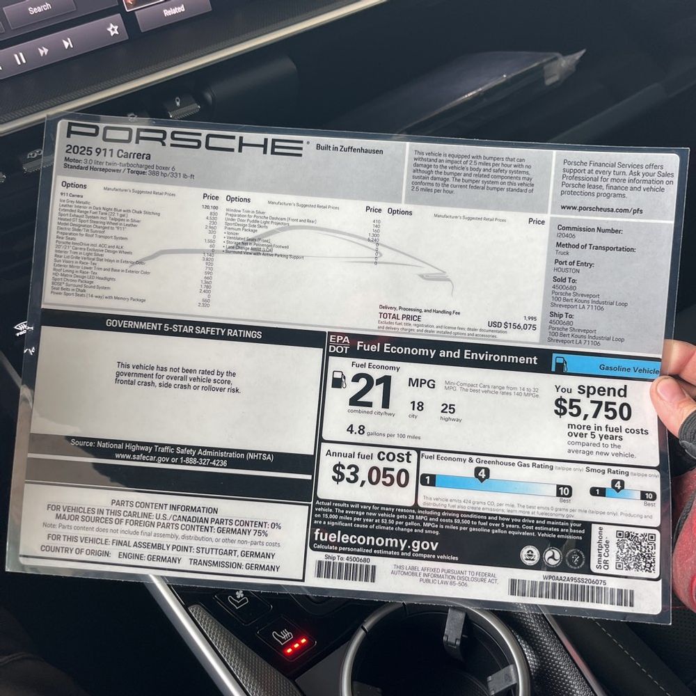 2025 Porsche 911 Carrera