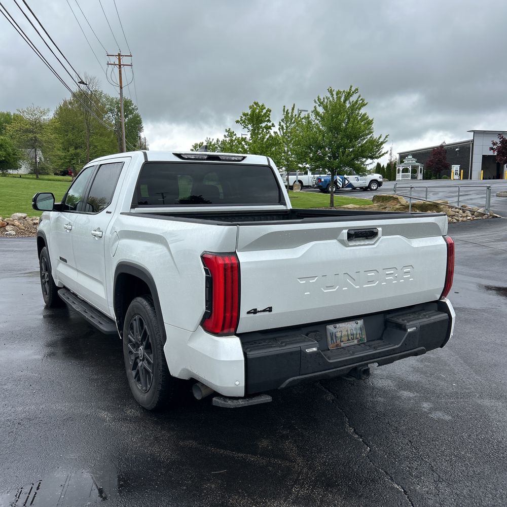 2024 Toyota Tundra Limited HV