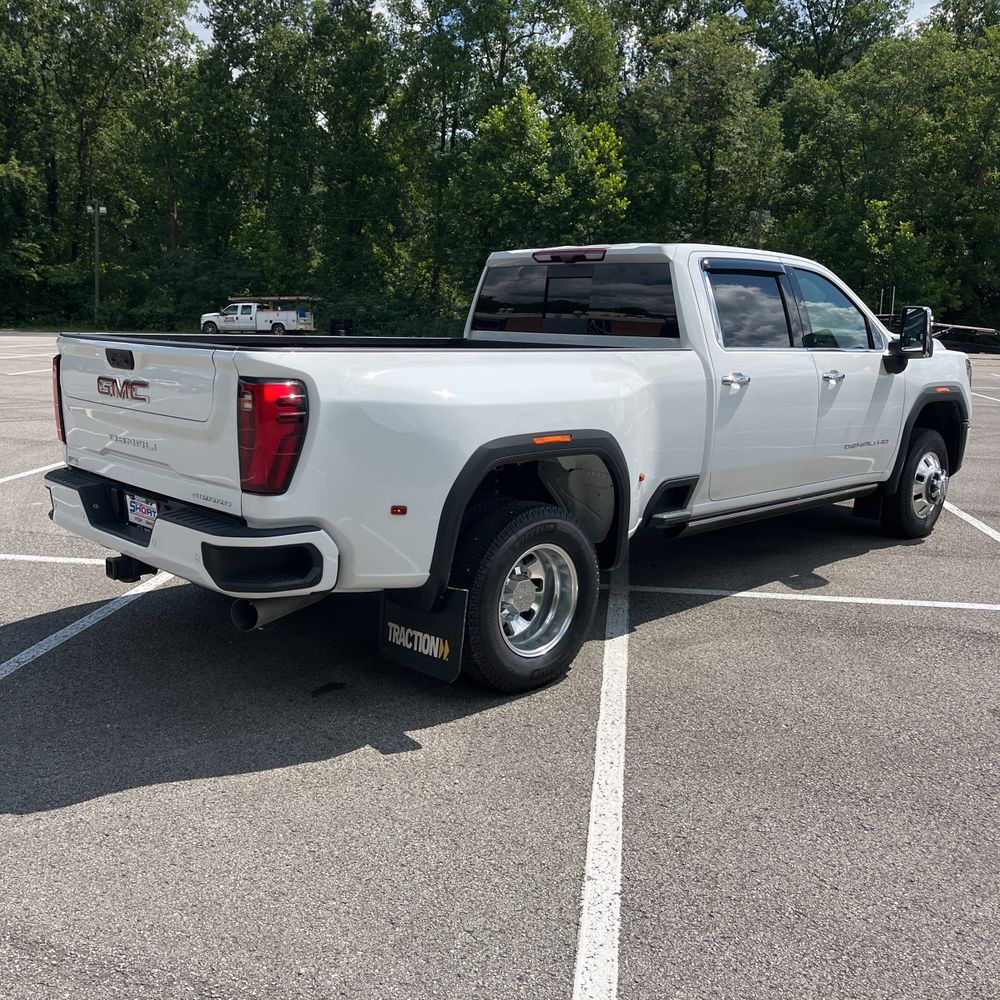 2024 GMC Sierra 3500 Denali