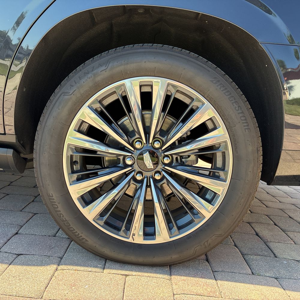 2025 Cadillac Escalade Premium Luxury