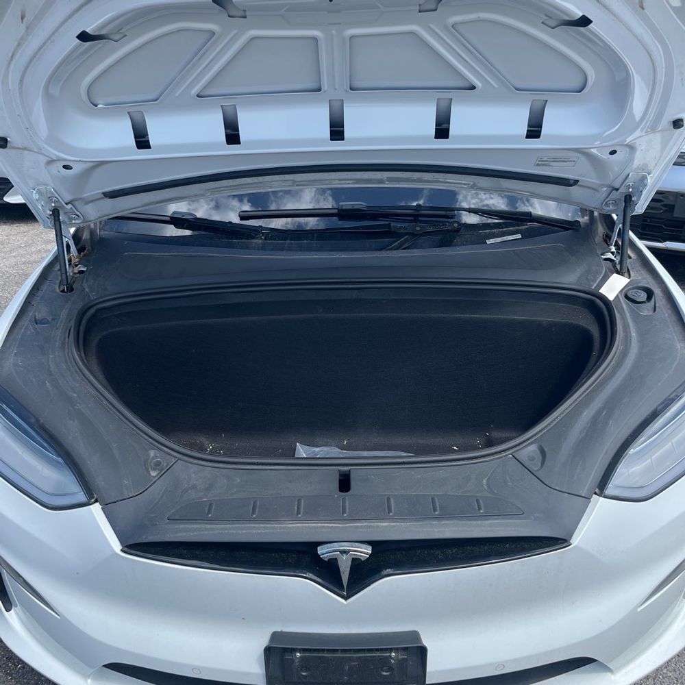 2022 Tesla Model X Base