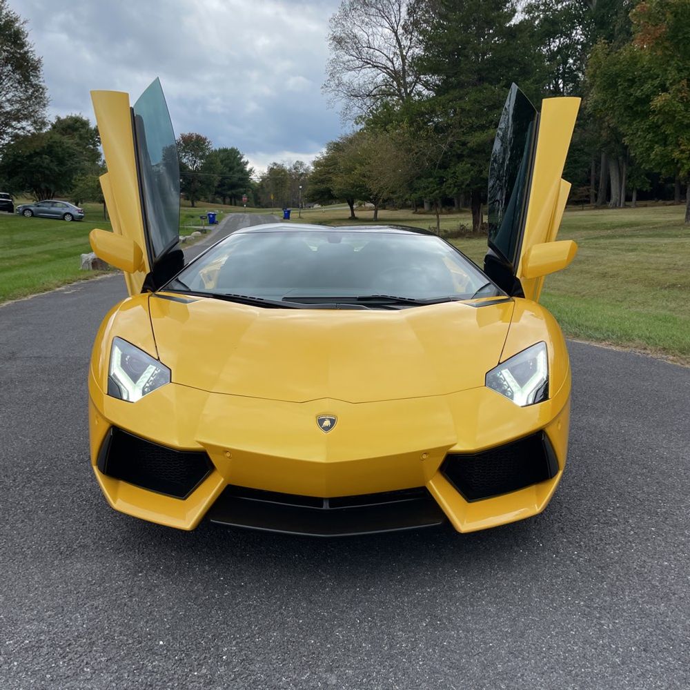 2014 Lamborghini Aventador