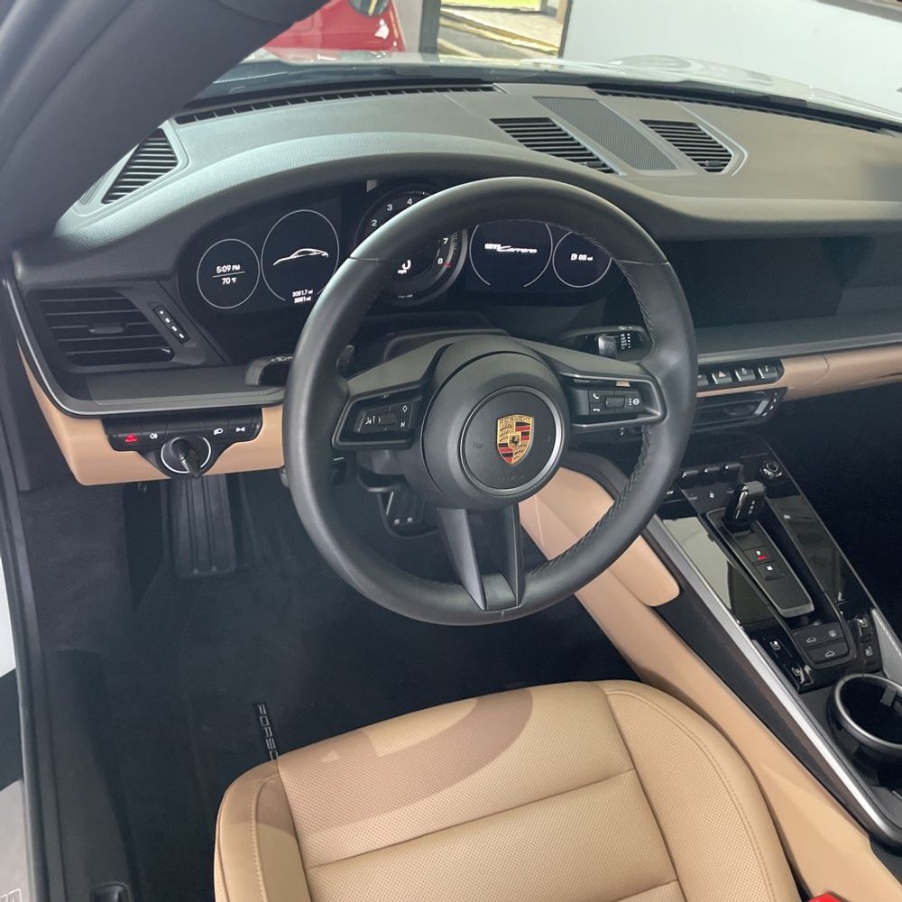 2024 Porsche 911 Carrera
