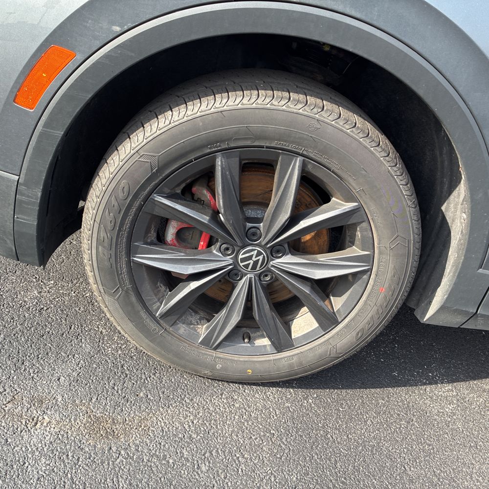 2022 Volkswagen Tiguan SE 4Motion photo 18