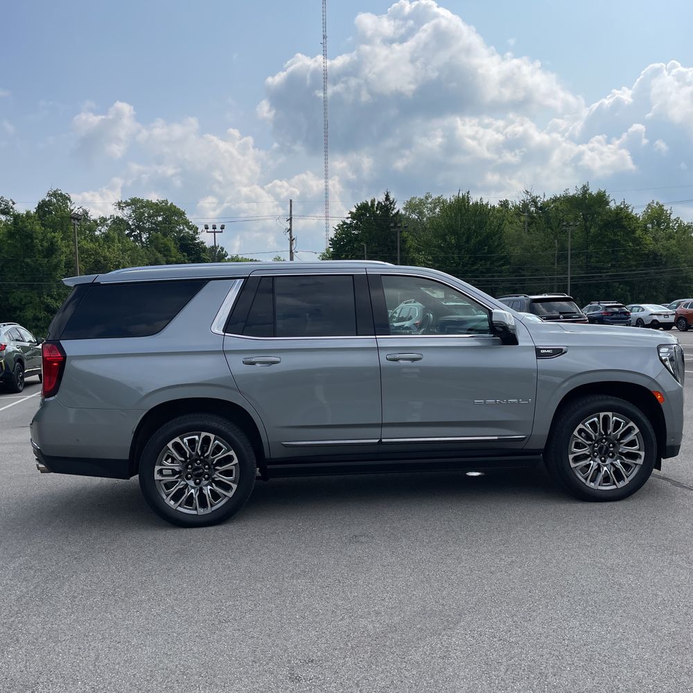 2024 GMC Yukon Denali Ultimate