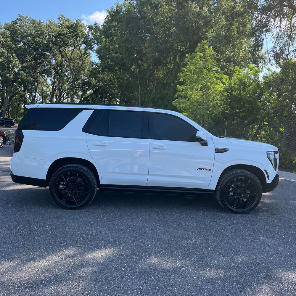 2025 GMC Yukon AT4 Ultimate