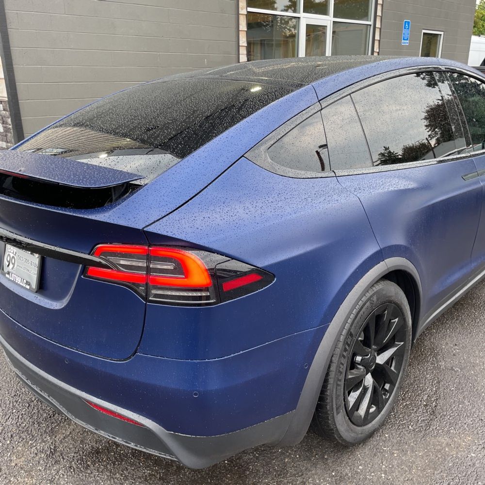 2022 Tesla Model X Plaid