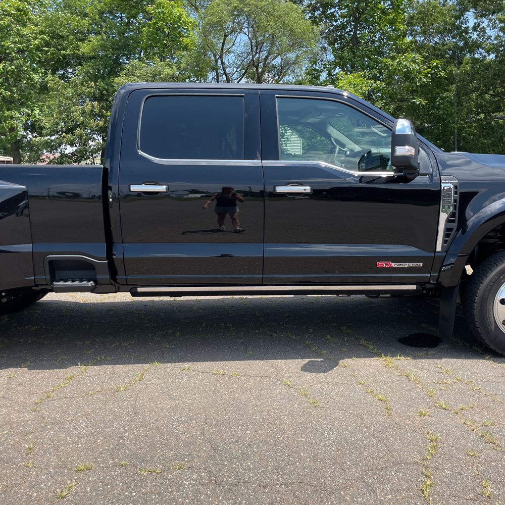 2025 Ford F-450 Super Duty Platinum