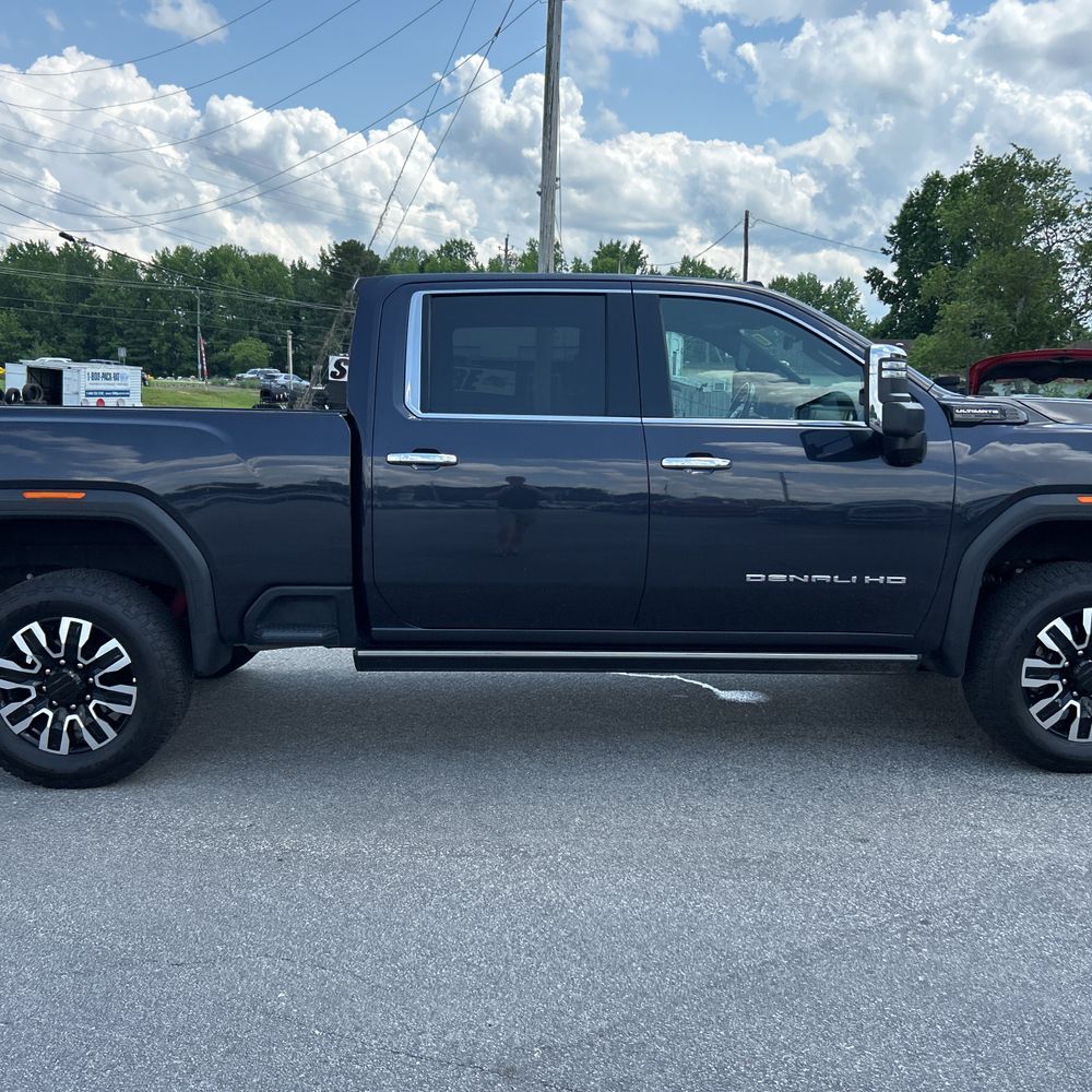 2024 GMC Sierra 3500HD Denali Ultimate