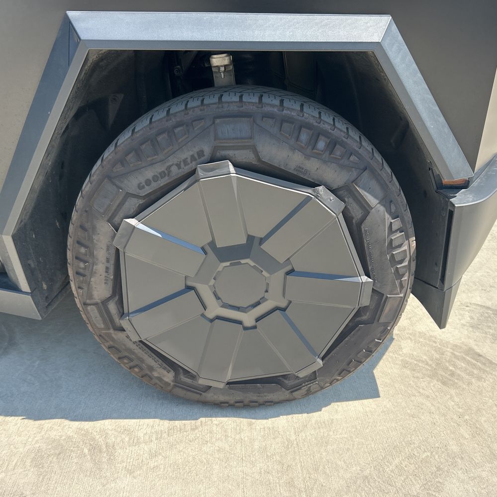 2024 Tesla Cybertruck Base