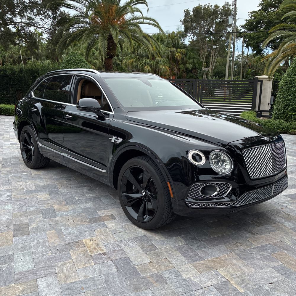 2018 Bentley Bentayga Base