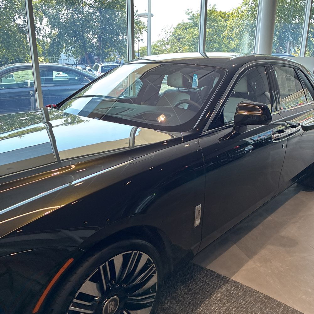 2025 Rolls-Royce Ghost