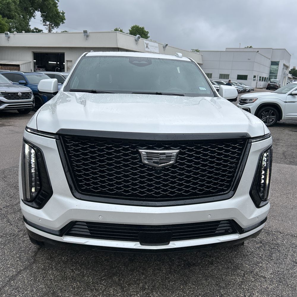 2025 Cadillac Escalade Sport Platinum
