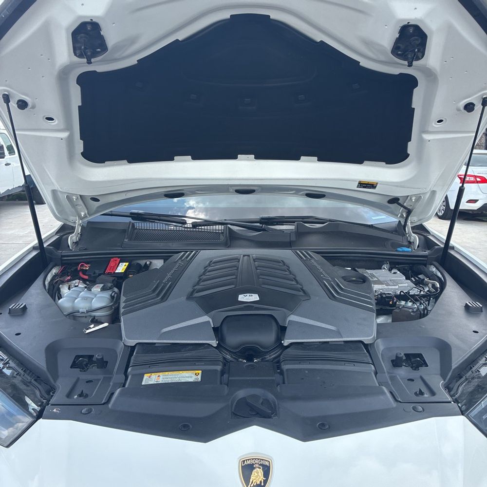2020 Lamborghini Urus