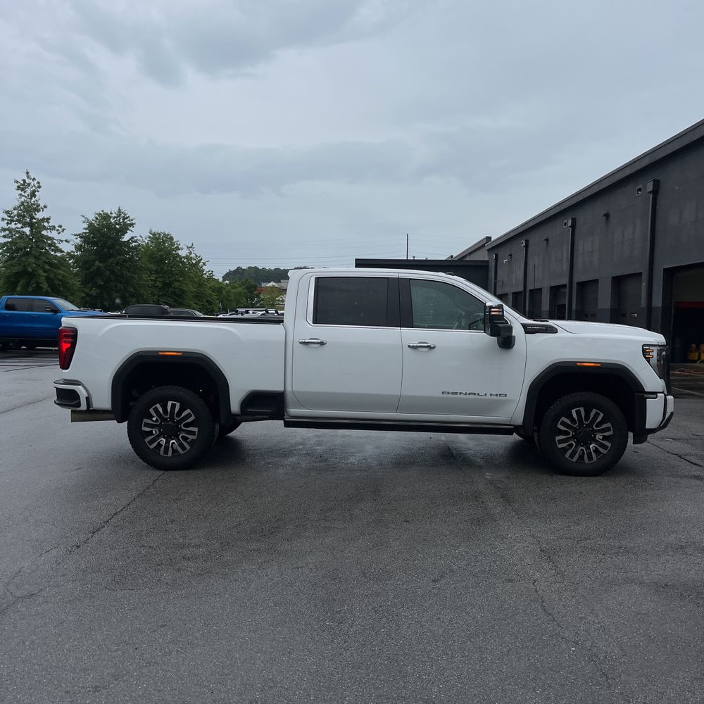 2024 GMC Sierra 3500 Denali Ultimate
