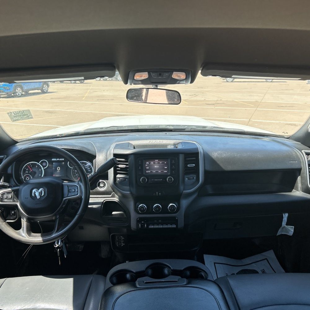 2024 Ram 3500 Chassis Tradesman/SLT/Laramie/Limited