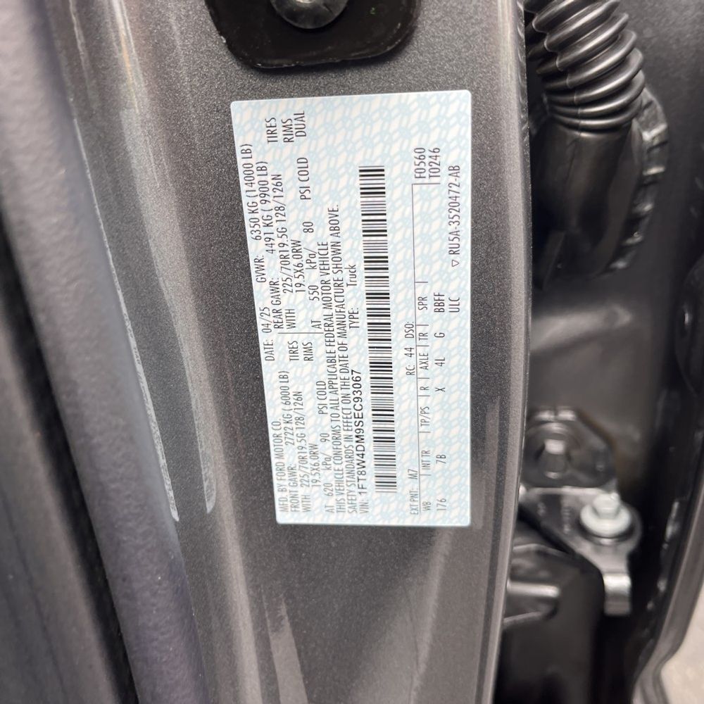 2025 Ford F-450 Super Duty Platinum