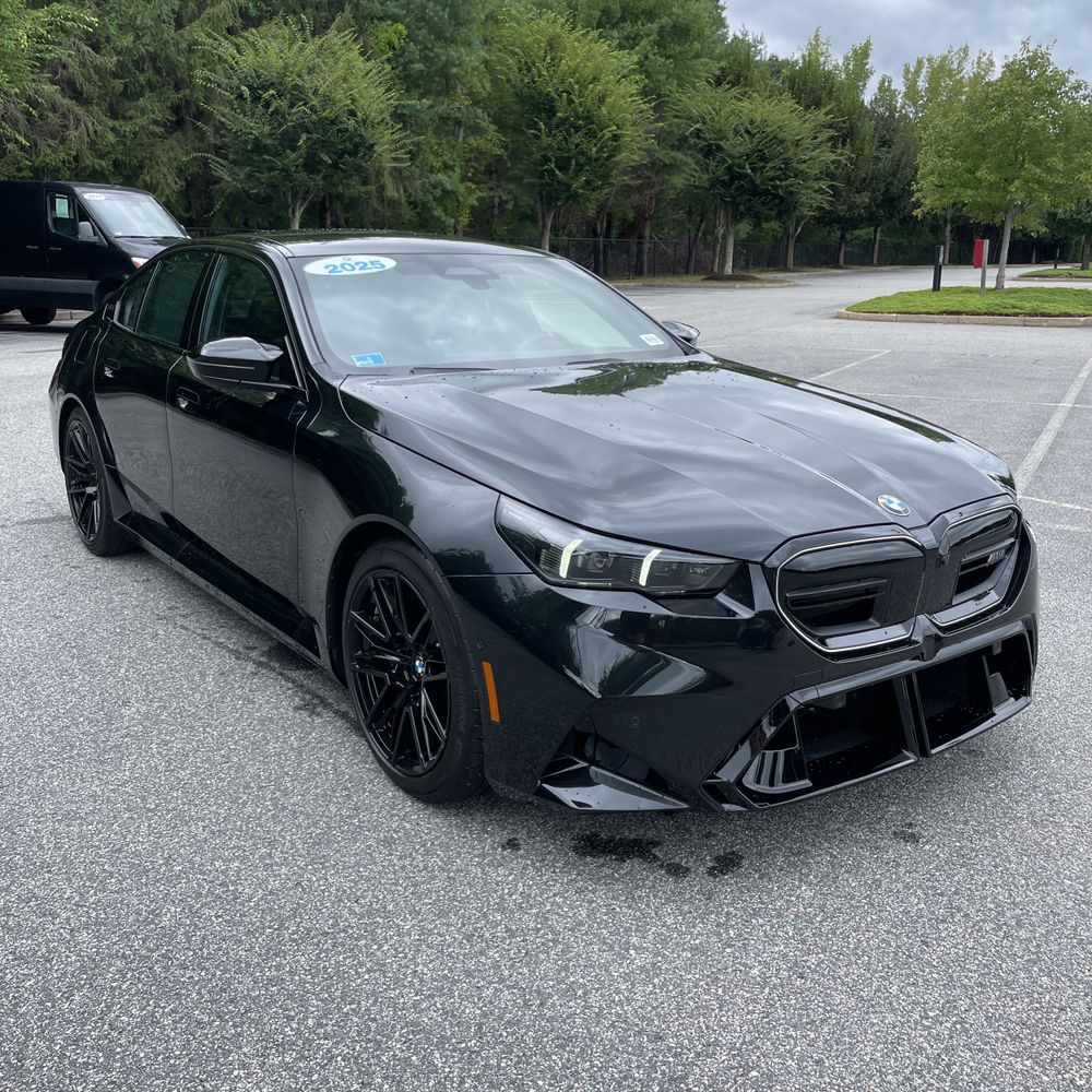 2025 BMW M5 Base